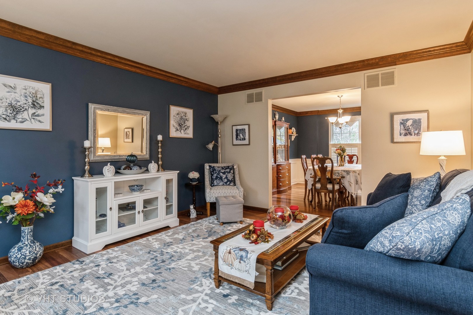 1316 East Gartner Road Naperville, IL 60540 - Photo 5 of 52 Gallery Image 5