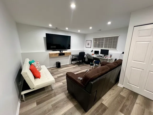 $2,500 | 113 West Big Horn Drive, Hainesville, IL 60073