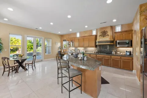 $1,895,000 | 7466 Dunbar Court, Gilroy, CA 95020