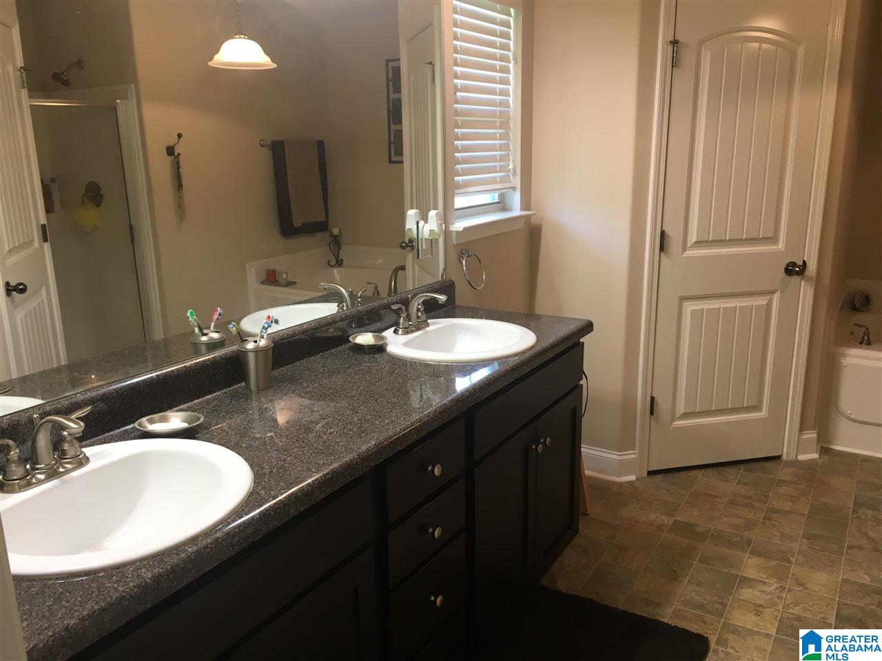341 Tanglewood Circle Alabaster, AL 35007 - Photo 16 of 28