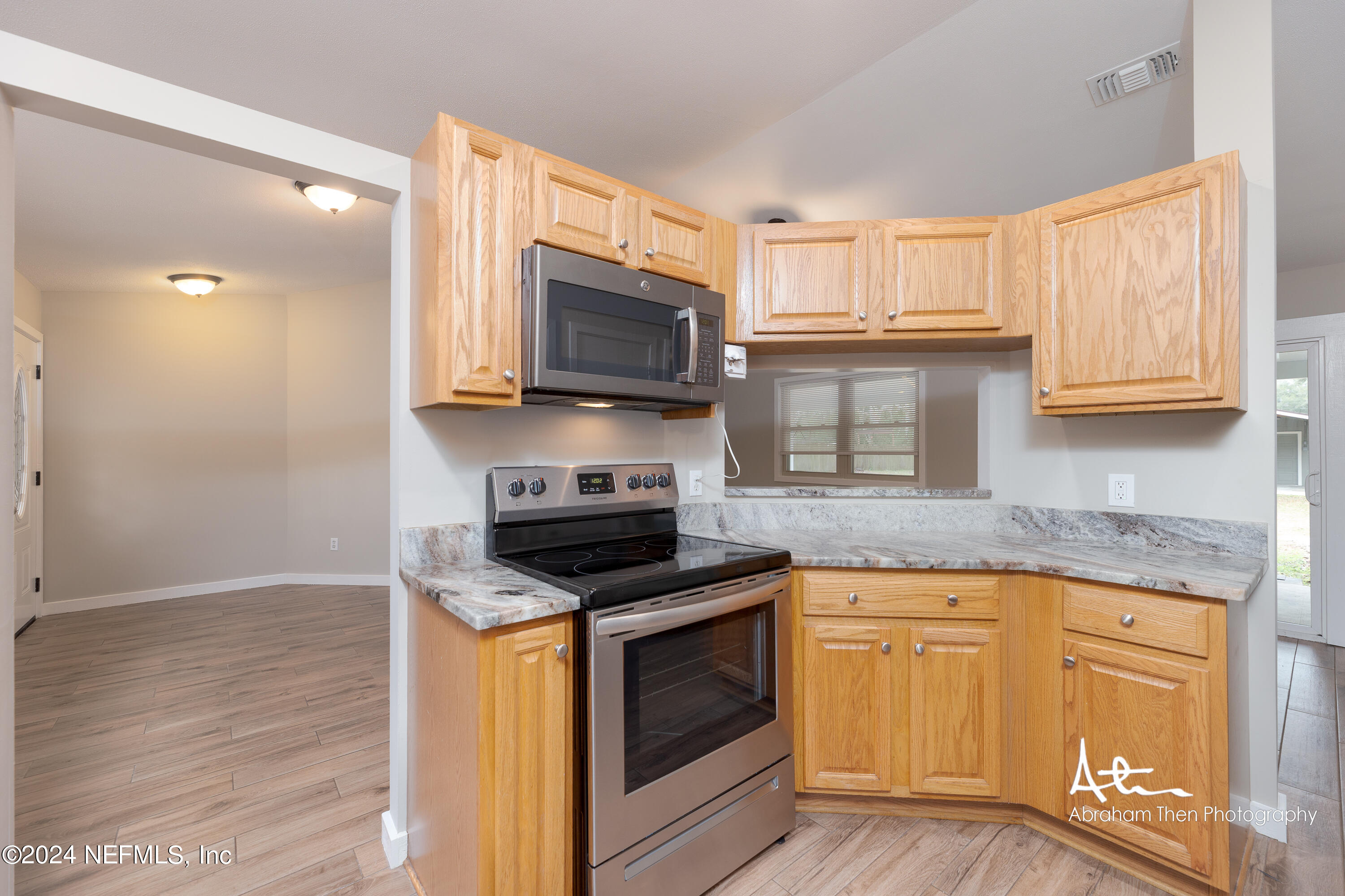 4274 Chokeberry Road Middleburg, FL 32068 - Photo 12 of 37 Kitchen