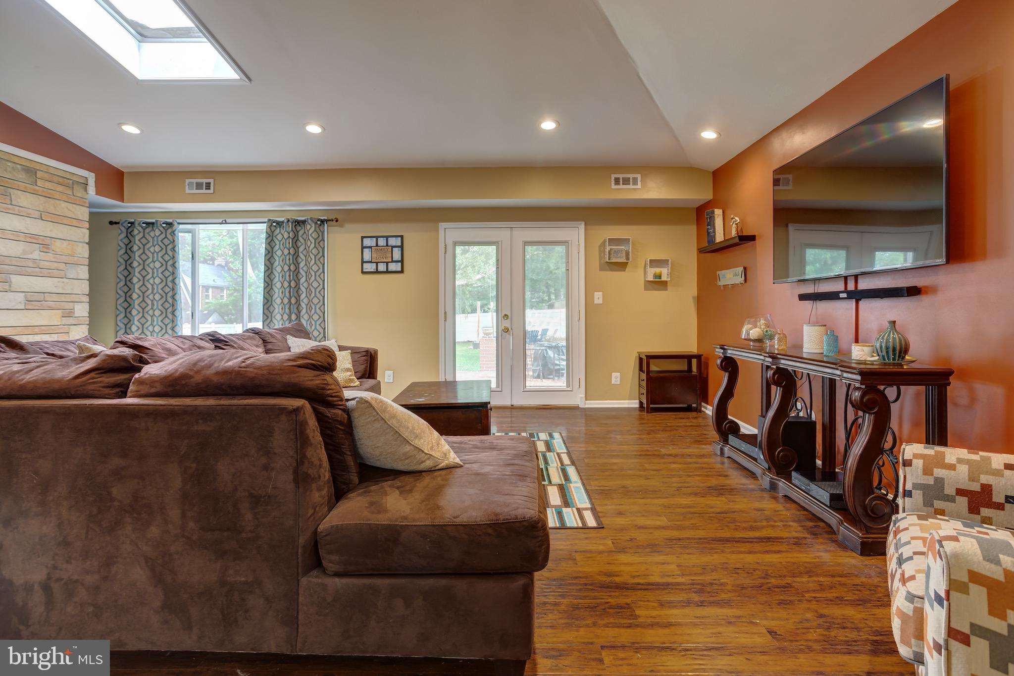 409 East Springfield Road Springfield, PA 19064 - Photo 19 of 37