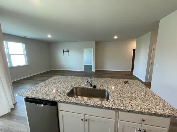 $2,100 | 5175 Yellowstone Drive, Conway, SC 29526