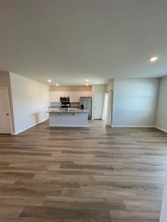 $2,100 | 5175 Yellowstone Drive, Conway, SC 29526