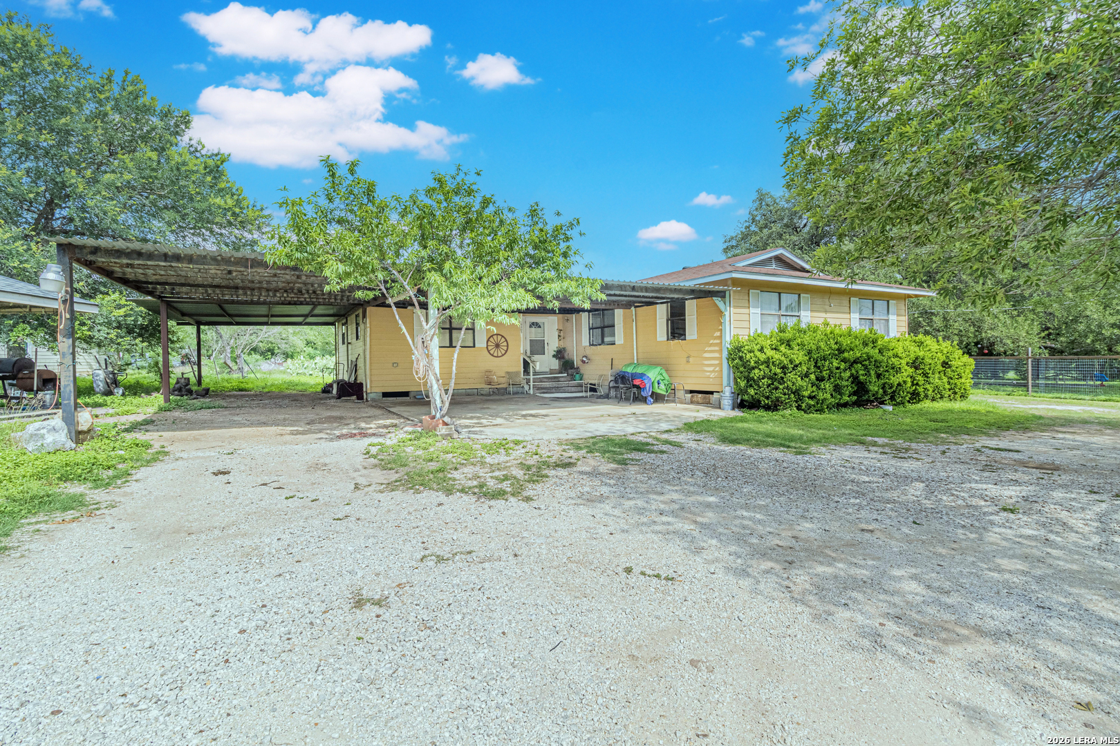 10805 Hollowell Road Atascosa, TX 78002 - Photo 1 of 33