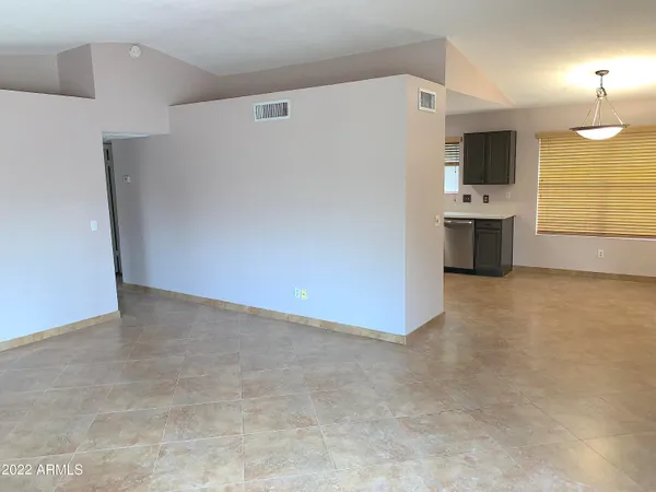 $2,200 | 19842 North 9th Street, Phoenix, AZ 85024