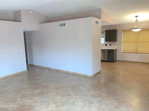 $2,200 | 19842 North 9th Street, Phoenix, AZ 85024