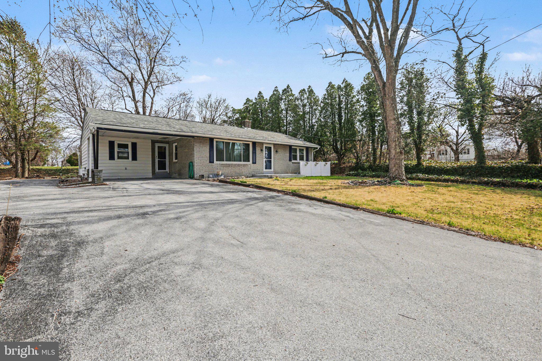 3111 Spring Road Carlisle, PA 17013 - Photo 3 of 31 Gallery Image 3