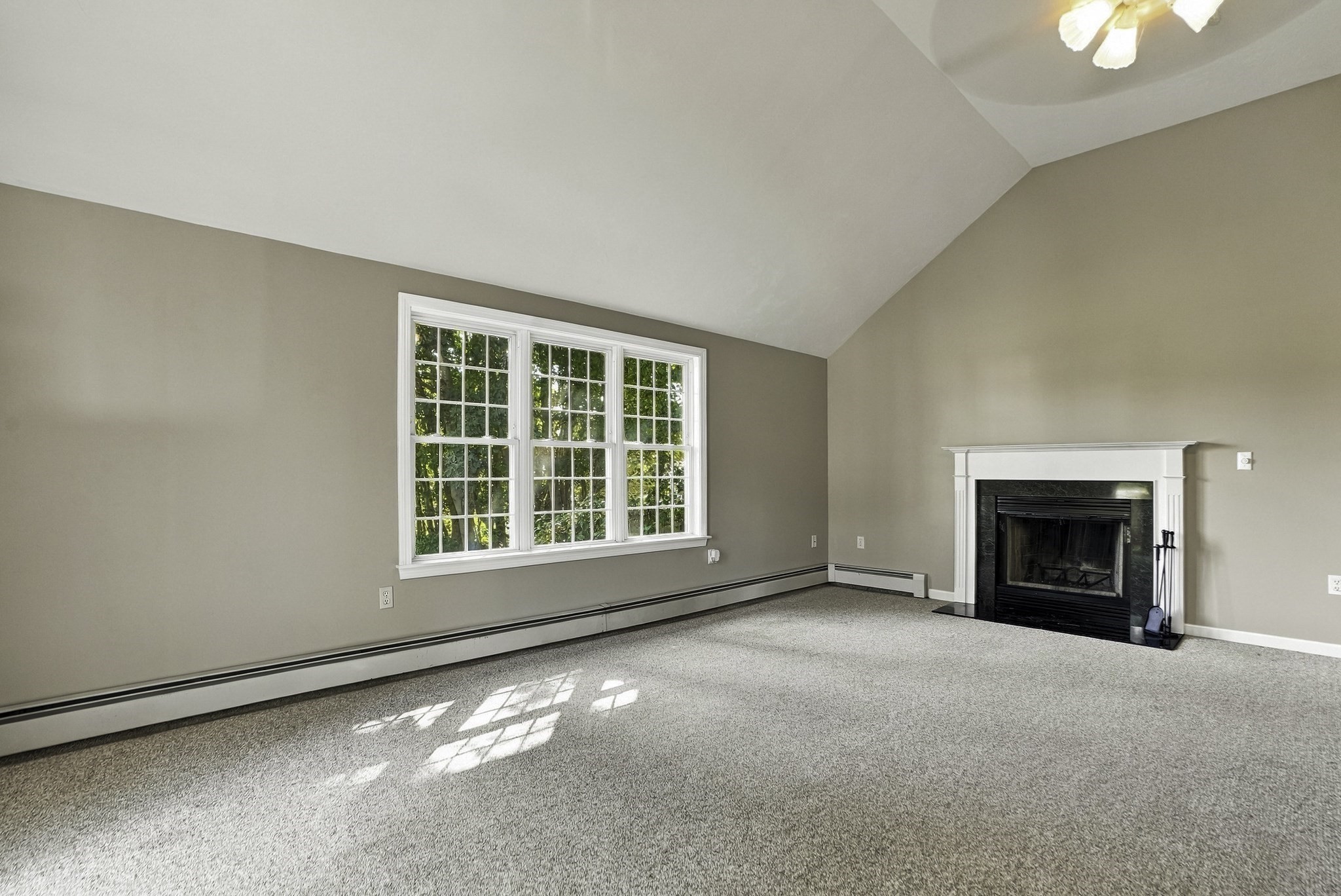 21 Lyons Road Dudley, MA 01571 - Photo 19 of 39 Gallery Image 19
