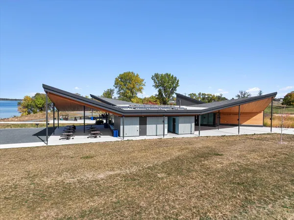 $475,000 | 526 Goldenrod Trail, Waconia, MN 55387