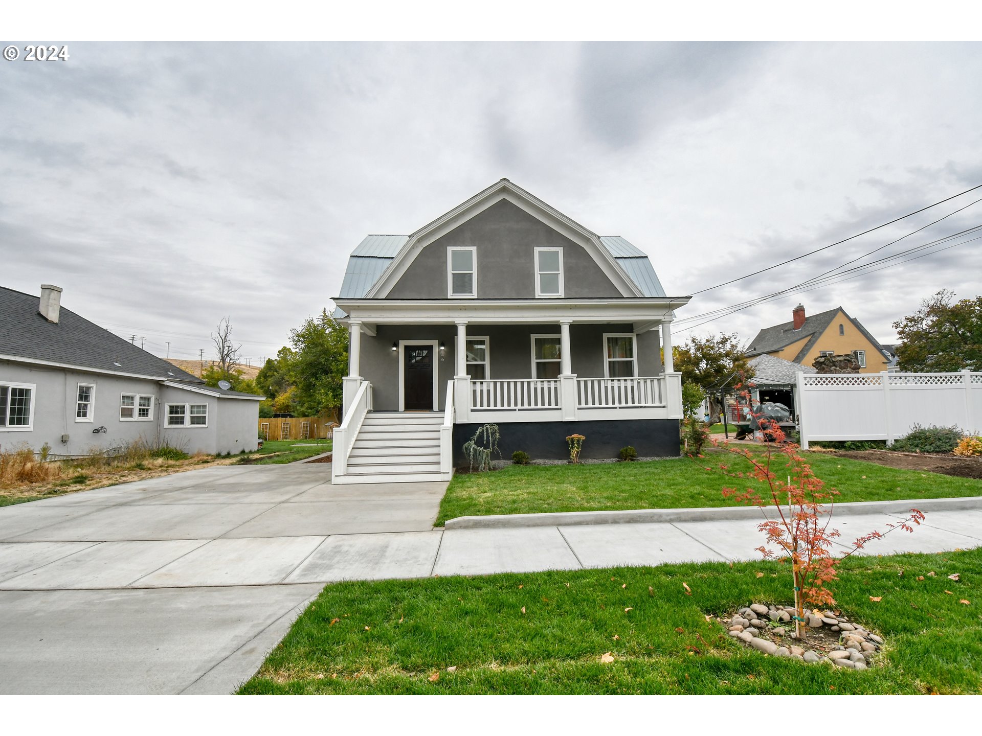46 Southeast 5th Street Pendleton, OR 97801 - Photo 2 of 34