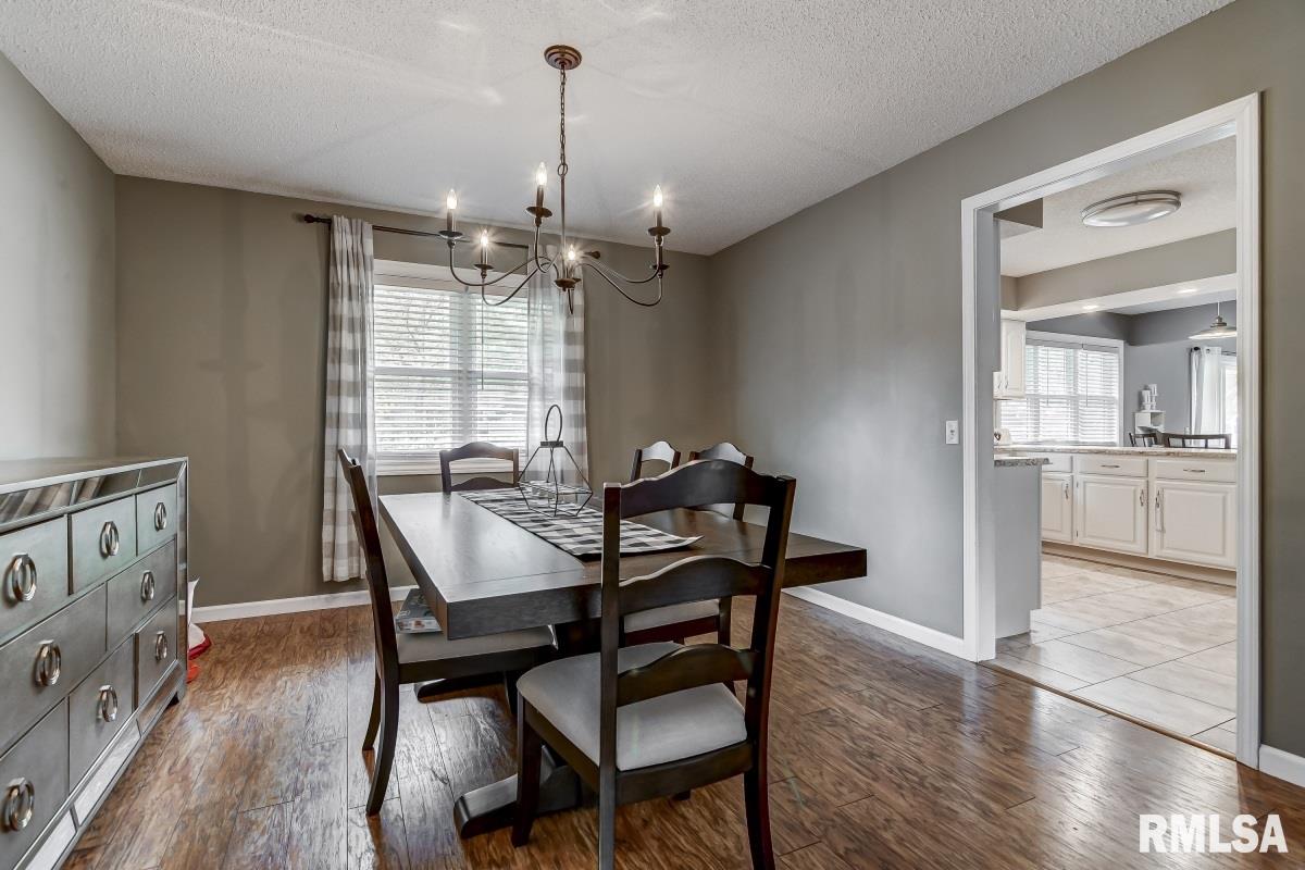 1509 Devonwood Springfield, IL 62704 - Photo 14 of 34 Gallery Image 14