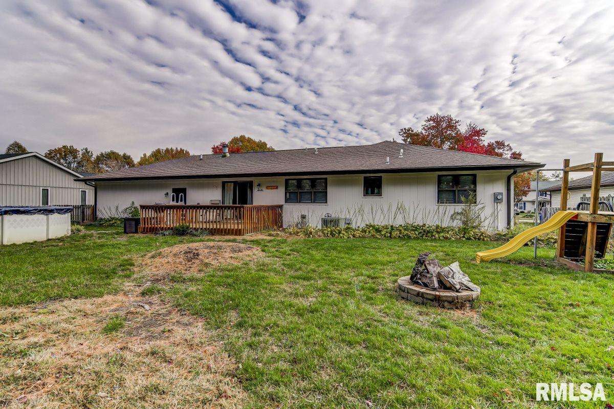 1509 Devonwood Springfield, IL 62704 - Photo 31 of 34 Gallery Image 31