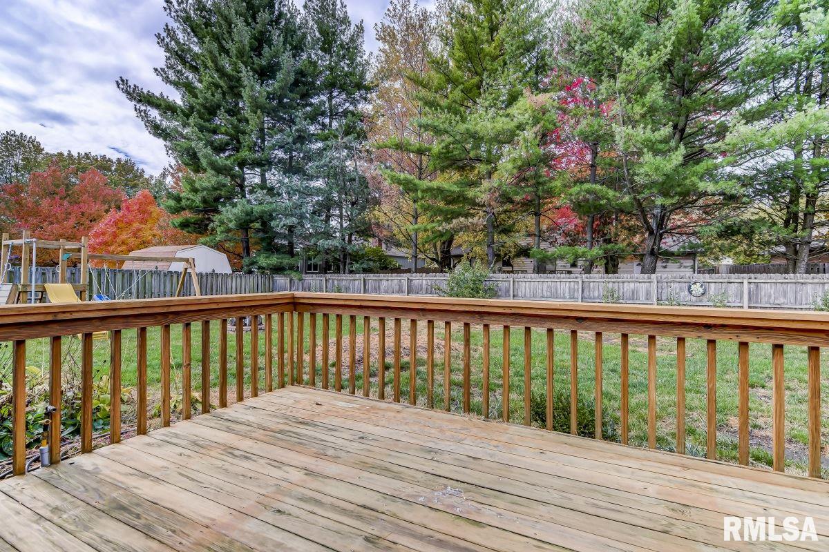 1509 Devonwood Springfield, IL 62704 - Photo 32 of 34 Gallery Image 32