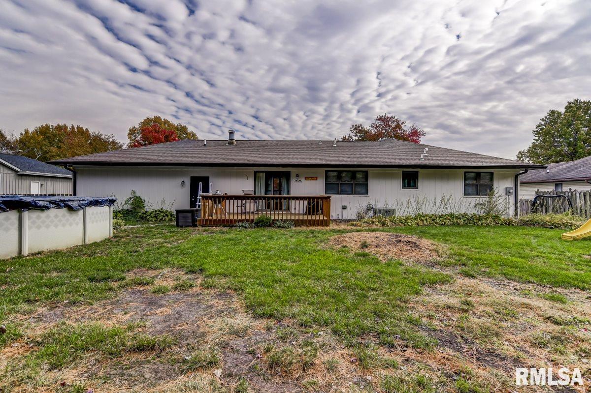 1509 Devonwood Springfield, IL 62704 - Photo 33 of 34 Gallery Image 33