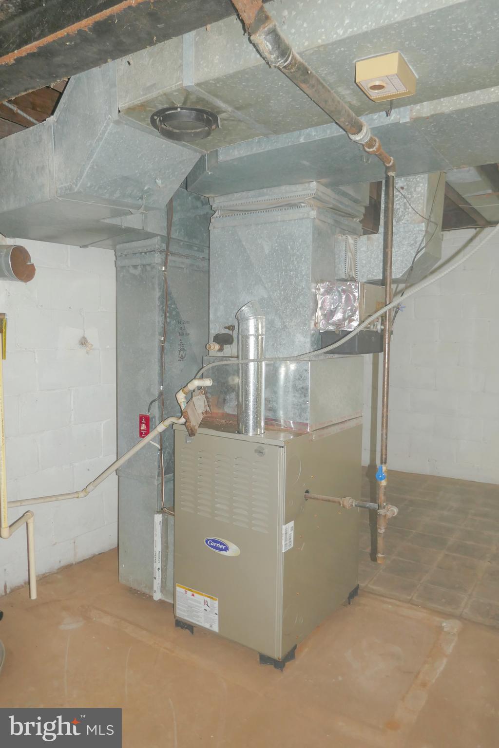 4204 Colonial Road Baltimore, MD 21208 - Photo 29 of 35