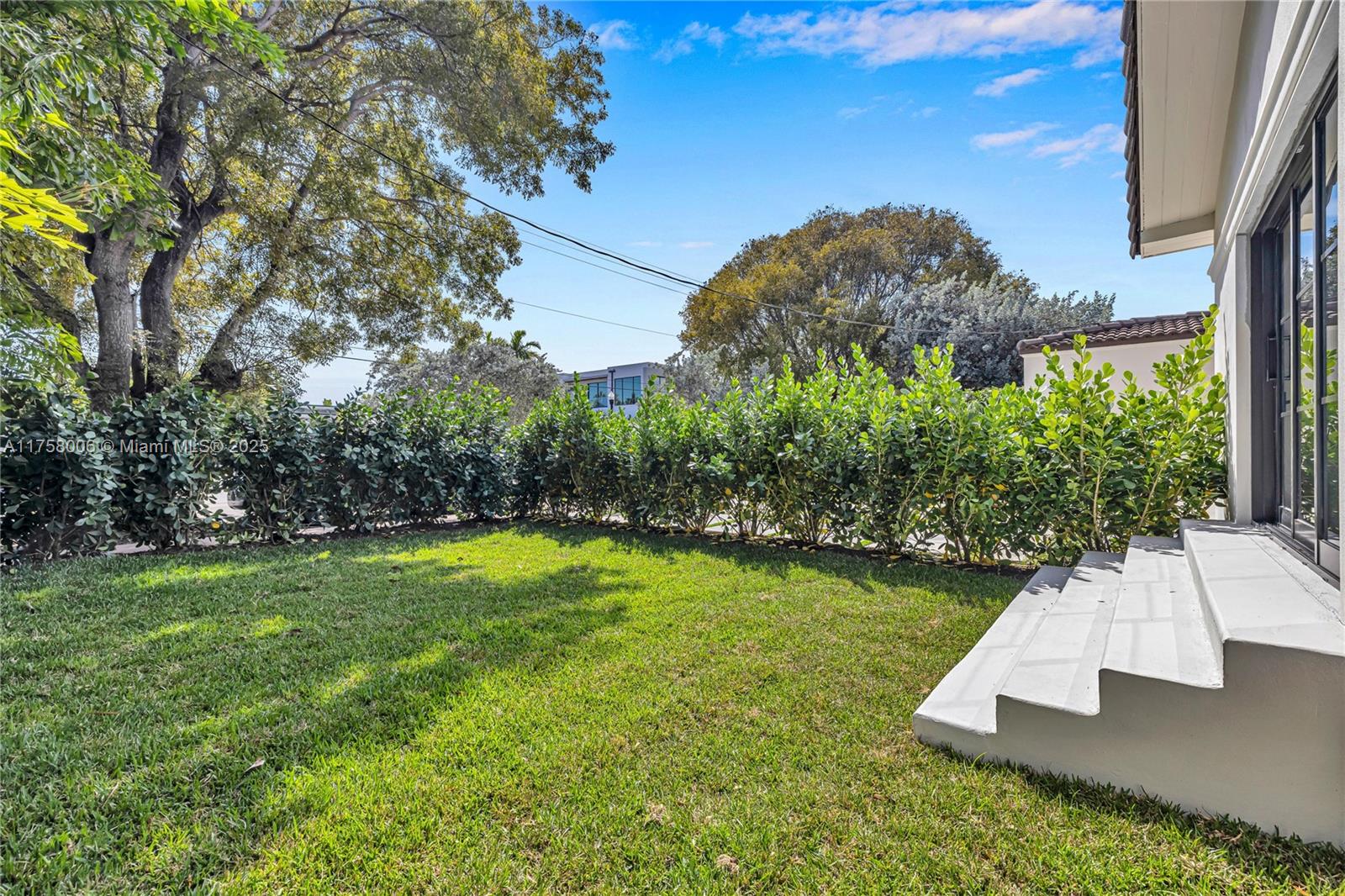 1323 Cleveland Road Miami Beach, FL 33141 - Photo 29 of 43 a view of a back yard