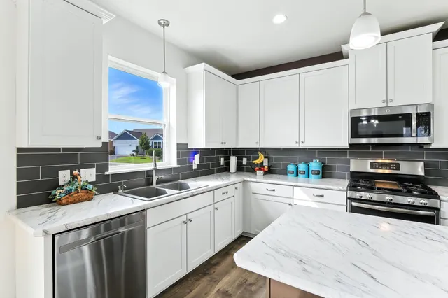 $499,900 | 3571 Kadler Avenue Northeast, St. Michael, MN 55376