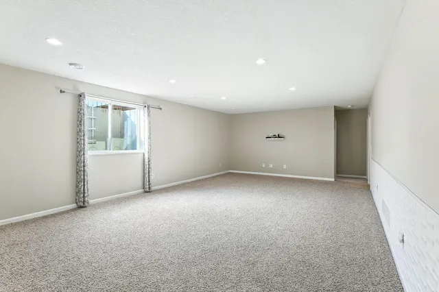 $499,900 | 3571 Kadler Avenue Northeast, St. Michael, MN 55376