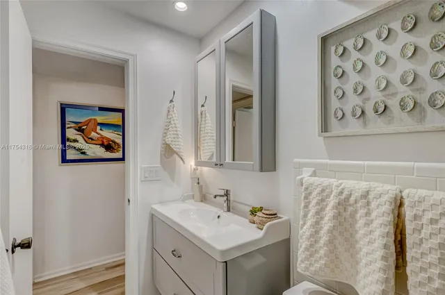 $2,200 | 755 Saturn Street, Unit F101, Jupiter, FL 33477