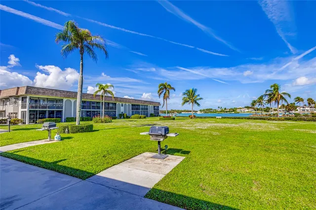 $2,200 | 755 Saturn Street, Unit F101, Jupiter, FL 33477