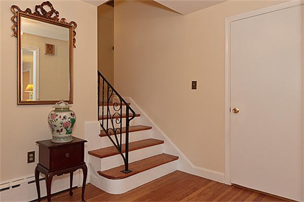 26 Sandrick Road Belmont, MA 02478 - Photo 2 of 13