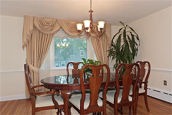 26 Sandrick Road Belmont, MA 02478 - Photo 4 of 13