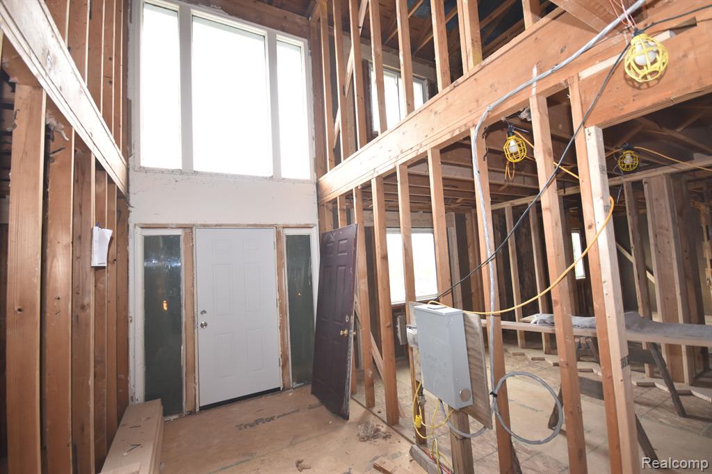 130 Reid Road Grand Blanc, MI 48439 - Photo 16 of 33