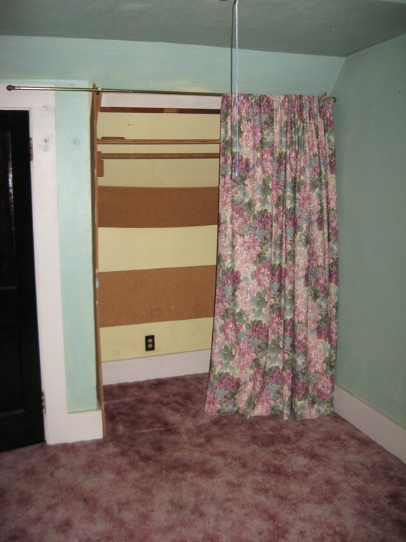112 Hampshire Street Springfield, MA 01151 - Photo 24 of 26 Gallery Image 24
