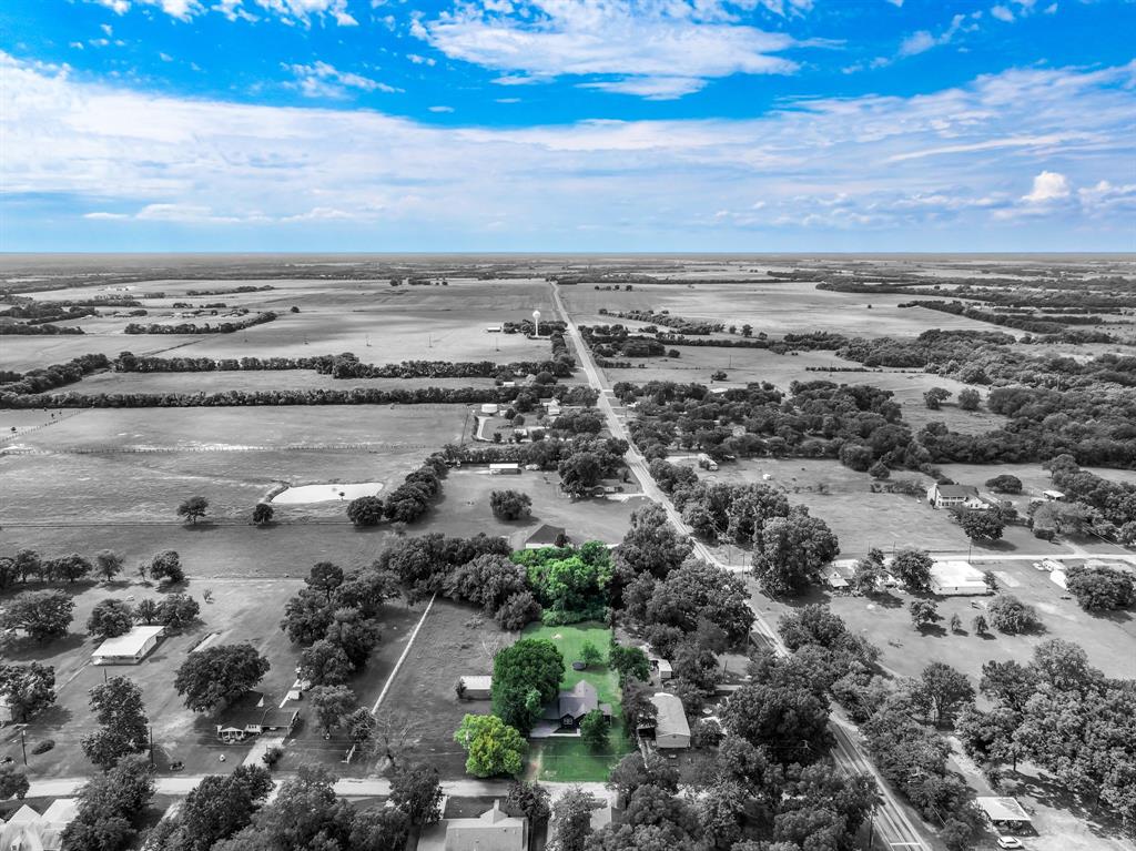 104 Mockingbird Street Ector, TX 75439 - Photo 29 of 40 a view of city and ocean