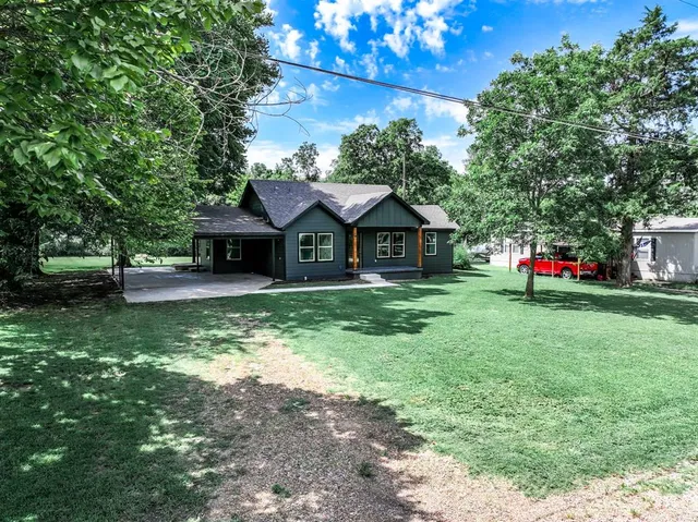 $290,000 | 104 Mockingbird Street, Ector, TX 75439