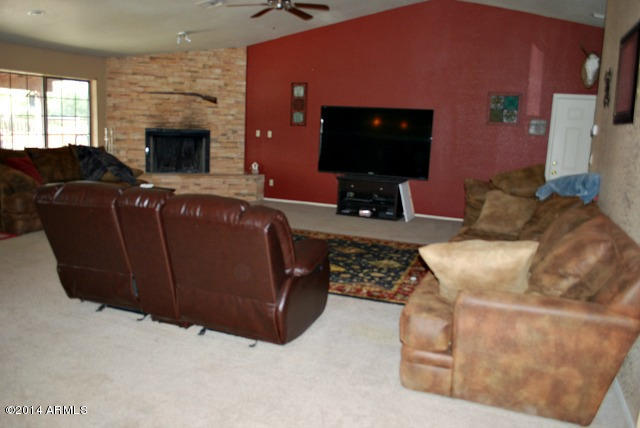 831 East Cloud Road Phoenix, AZ 85086 - Photo 11 of 29 greatroom cloud