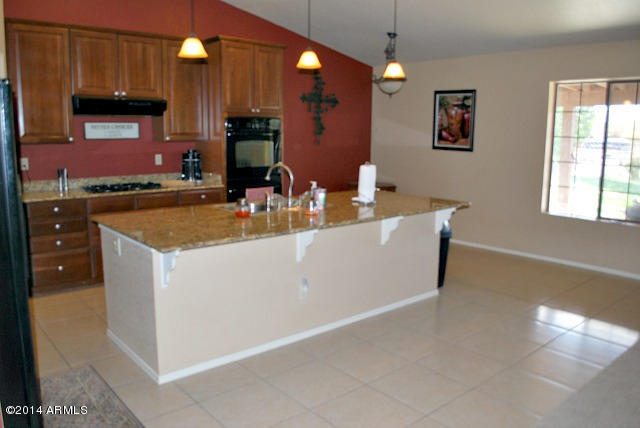 831 East Cloud Road Phoenix, AZ 85086 - Photo 6 of 29 kitchen2
