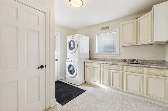 $4,000 | Undisclosed Address, Metairie, LA 70005