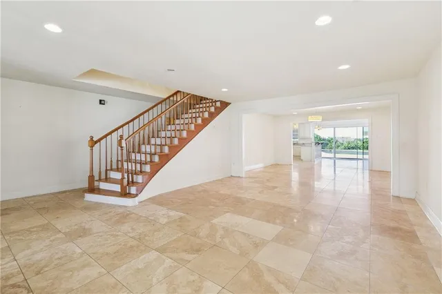 $4,000 | Undisclosed Address, Metairie, LA 70005