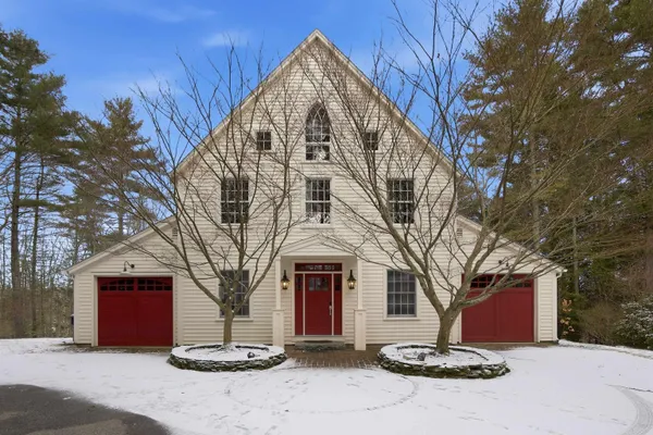 $1,699,000 | 182 Winnicutt Road, Stratham, NH 03885