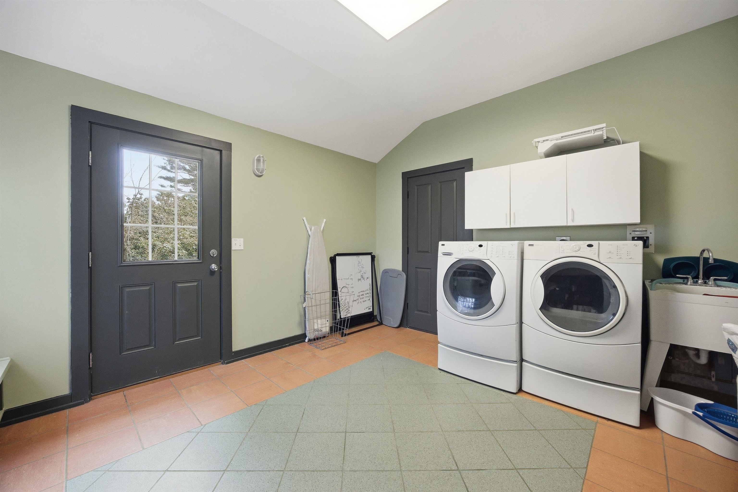 182 Winnicutt Road Stratham, NH 03885 - Photo 35 of 60