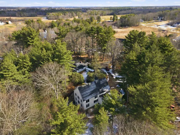 $1,699,000 | 182 Winnicutt Road, Stratham, NH 03885
