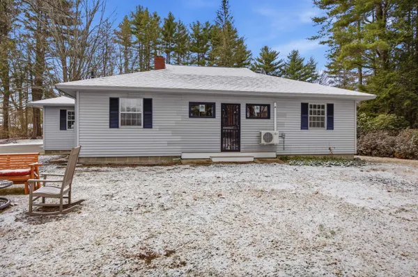 $1,699,000 | 182 Winnicutt Road, Stratham, NH 03885