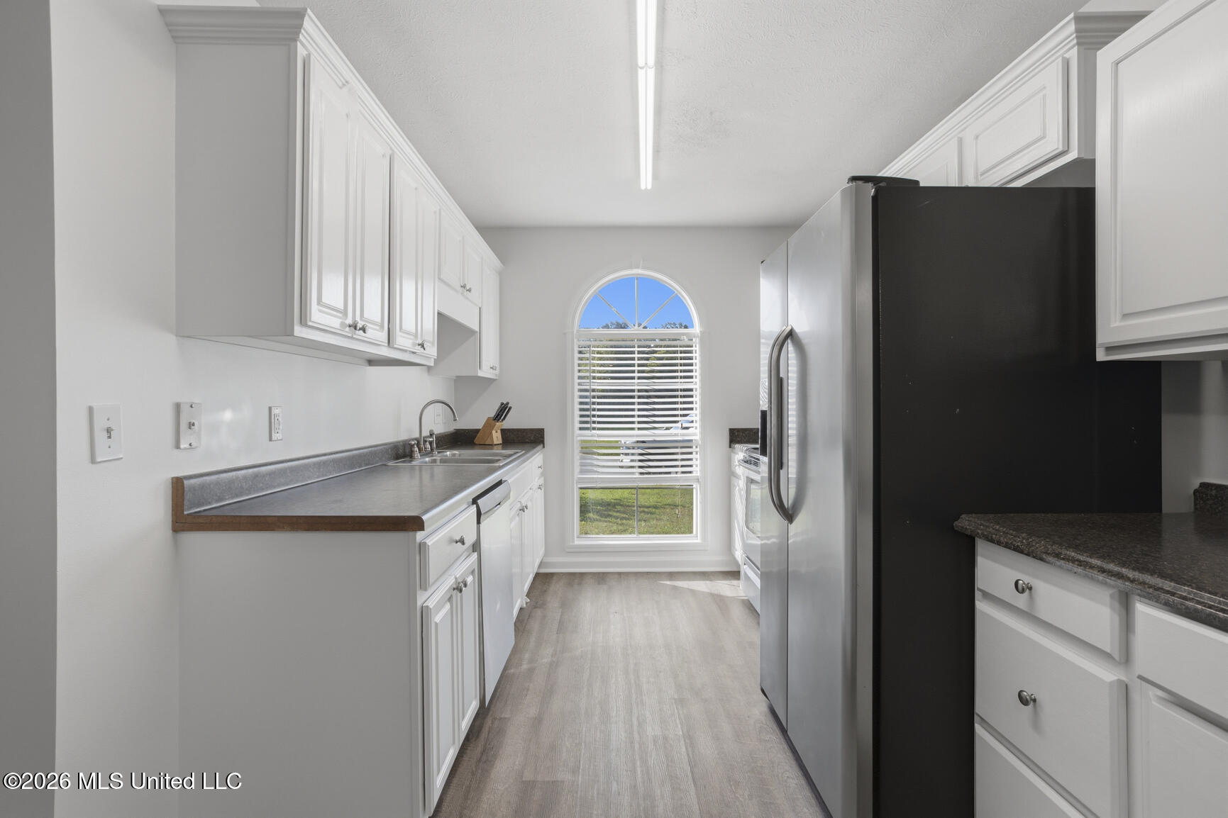 507 Ridgeway Drive Brandon, MS 39047 - Photo 7 of 20 507 Ridgeway int-5