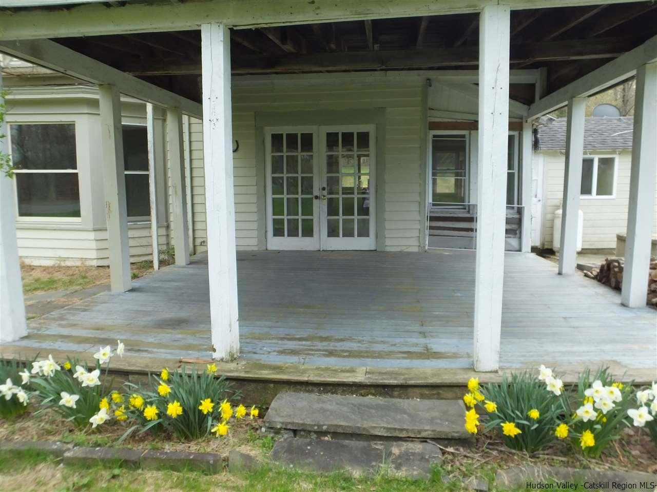 300 Vly Atwood Road Stone Ridge, NY 12484 - Photo 4 of 31 a front view of a house