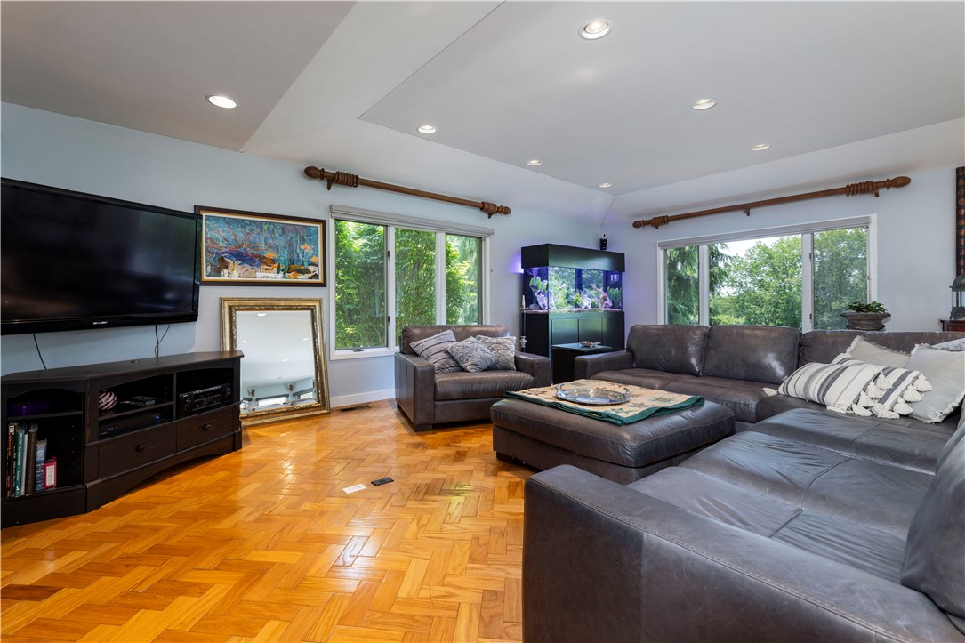 140 White Birch Circle Scituate, RI 02831 - Photo 14 of 50