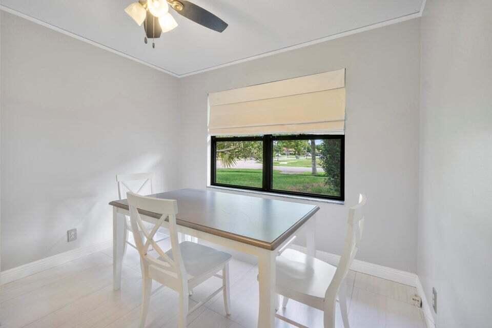 4140 Woods End Road Boca Raton, FL 33487 - Photo 9 of 14 20210617155207098934000000-o