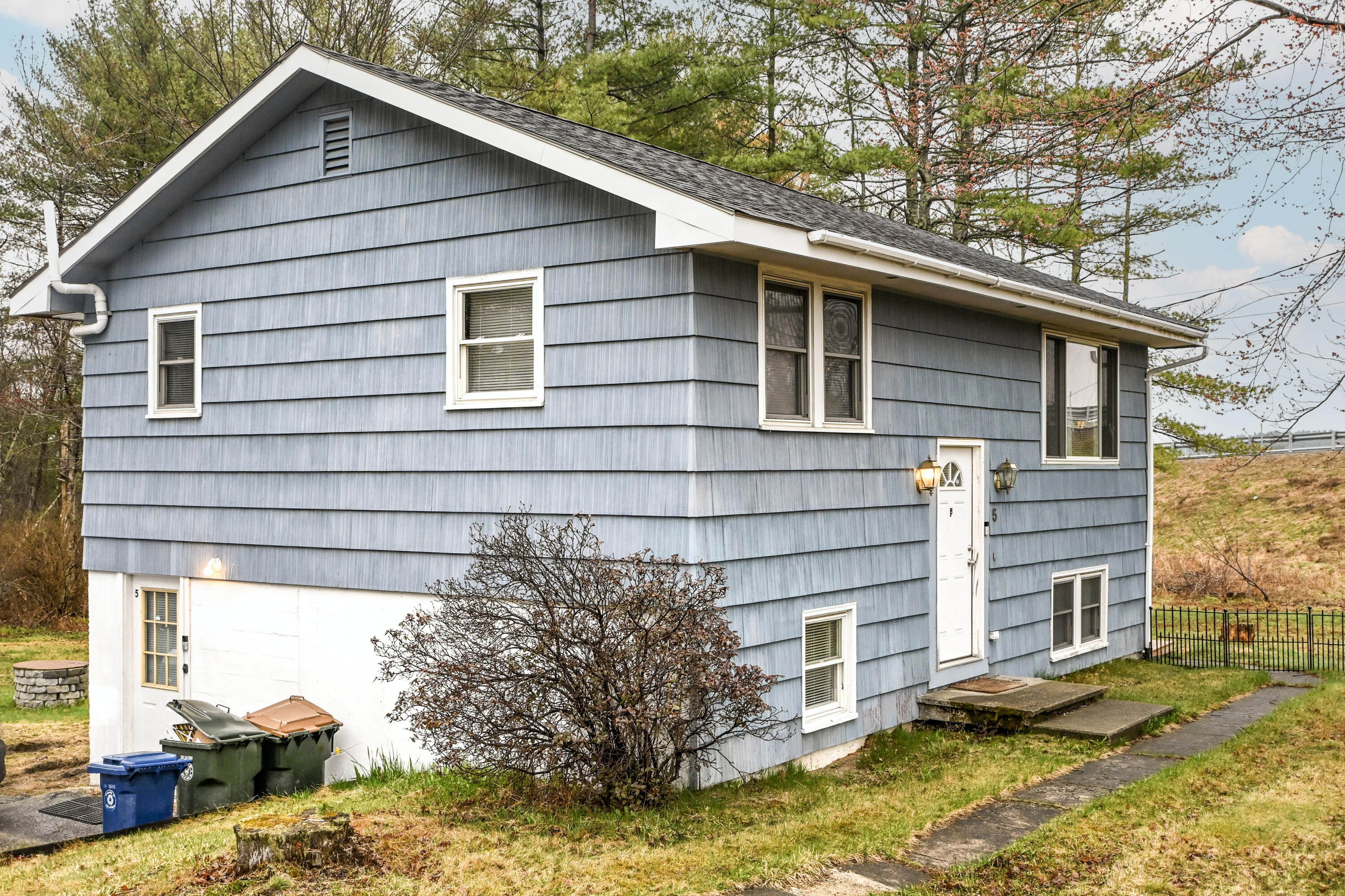 5 Buxton Road Saco, ME 04072 - Photo 2 of 42 5BuxtonRd