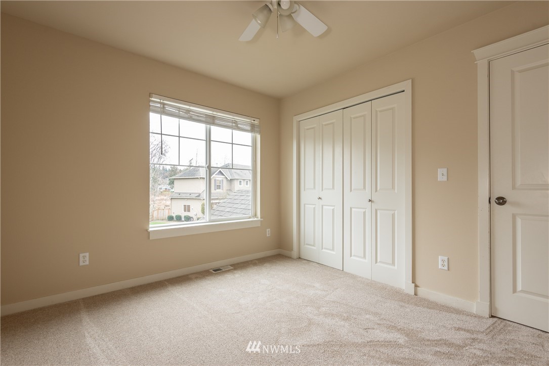 16526 38th Avenue Southeast Bothell, WA 98012 - Photo 32 of 40 Gallery Image 32