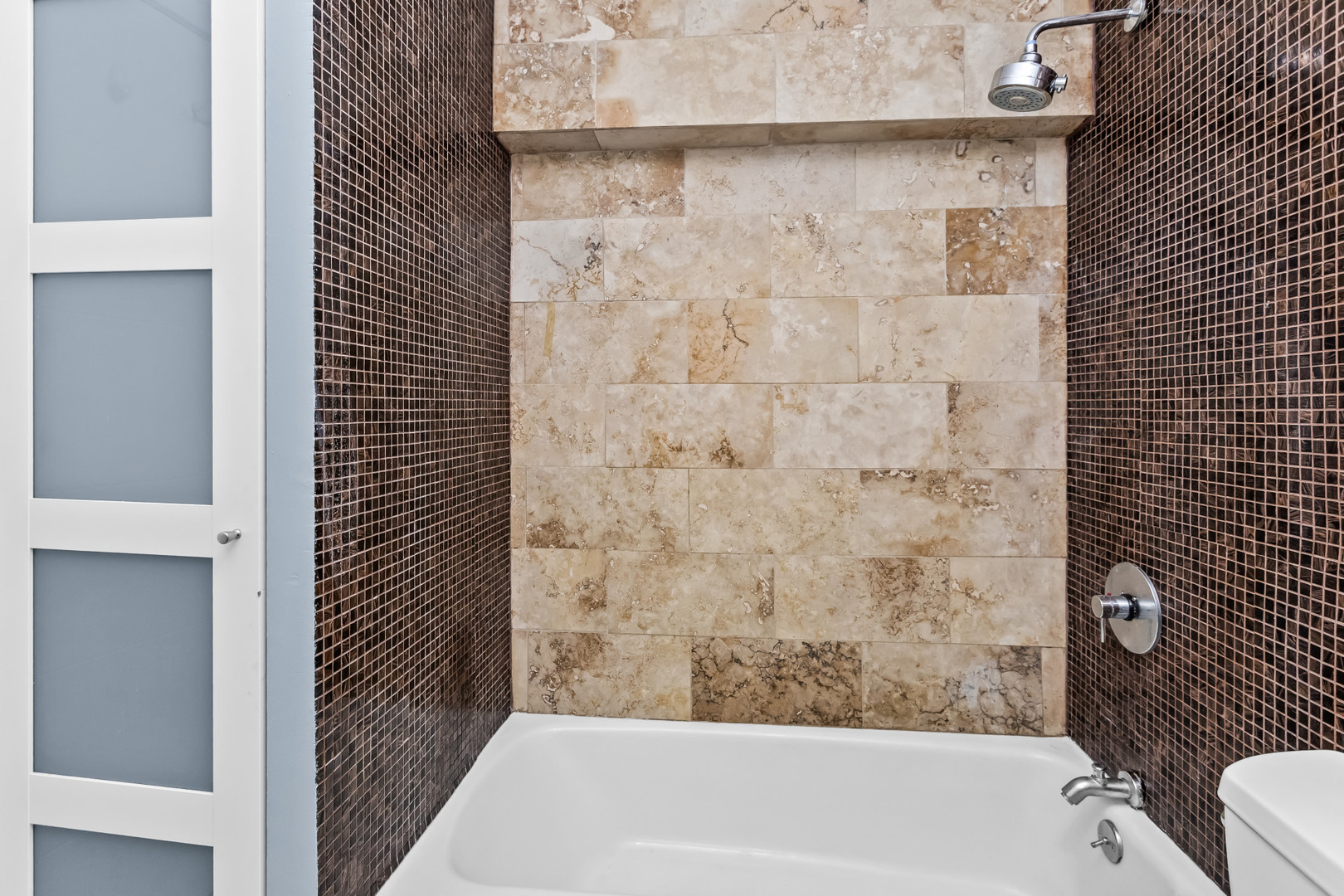 5445 North Sheridan Road, Unit 3501 Chicago, IL 60640 - Photo 17 of 29
