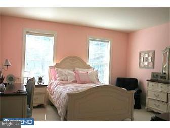 312 Country Road Berwyn, PA 19312 - Photo 6 of 11 Gallery Image 6