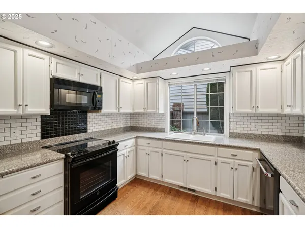 $474,900 | 542 Fountain Court North, Keizer, OR 97303