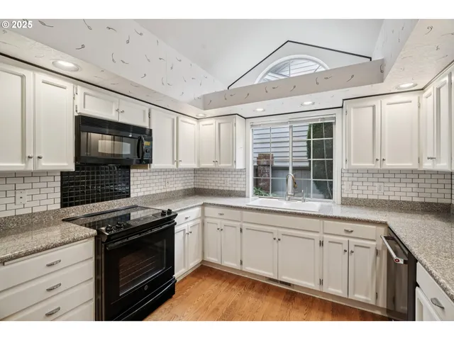 $474,900 | 542 Fountain Court North, Keizer, OR 97303