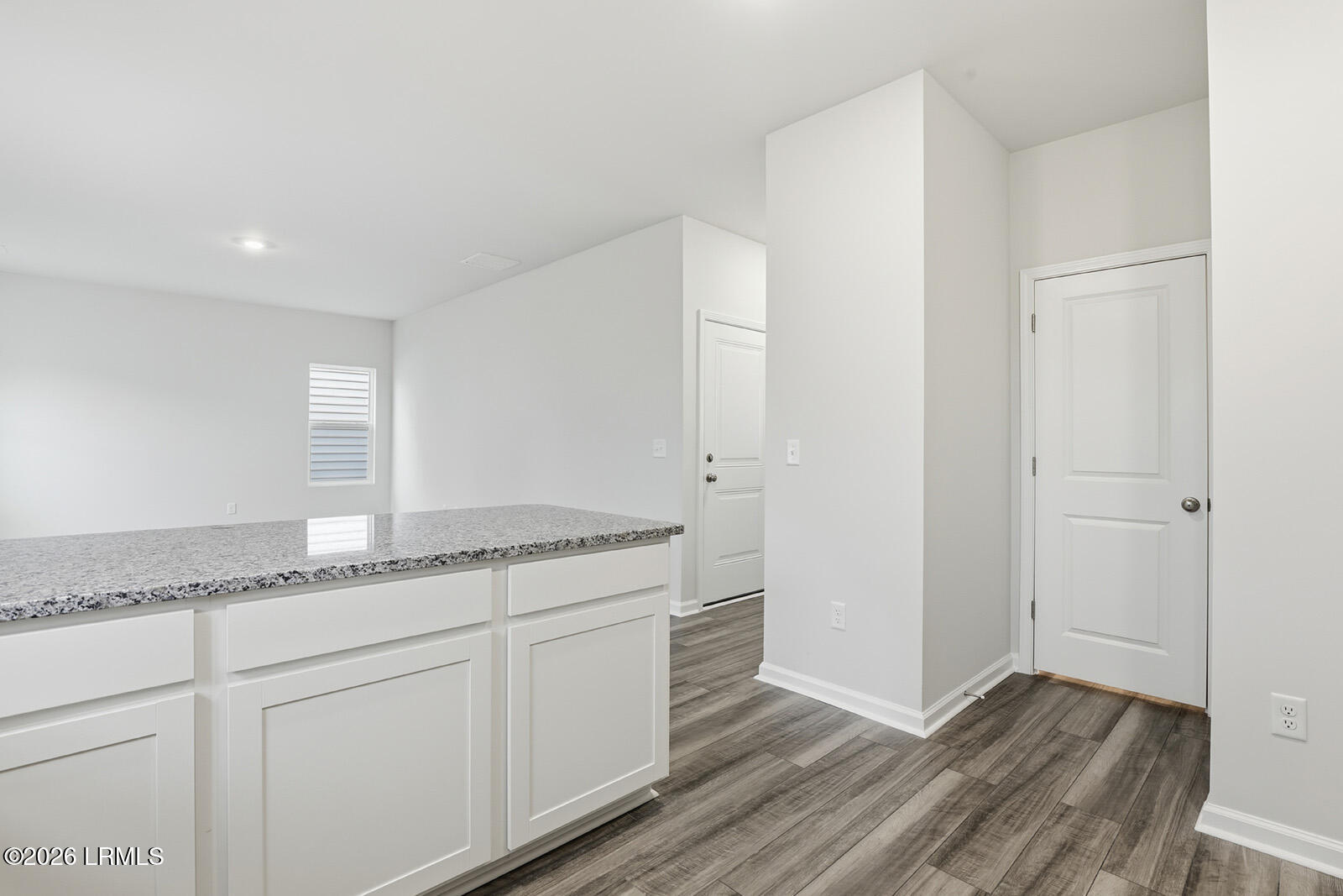 53 Landing Road Ridgeland, SC 29936 - Photo 6 of 26 Kitchen